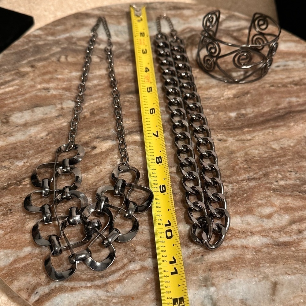 Jewelry Bundle (3), 2 Chain Necklaces & 1 Cuff Spiral Bracelet Gunmetal Handmade - Picture 7 of 12